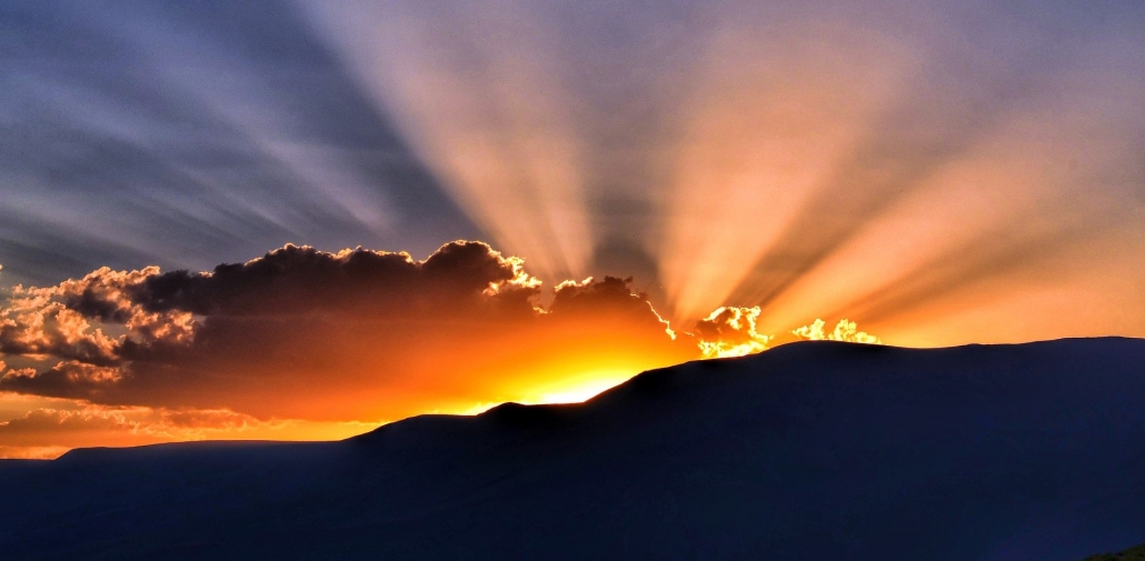 god of light 1030x505